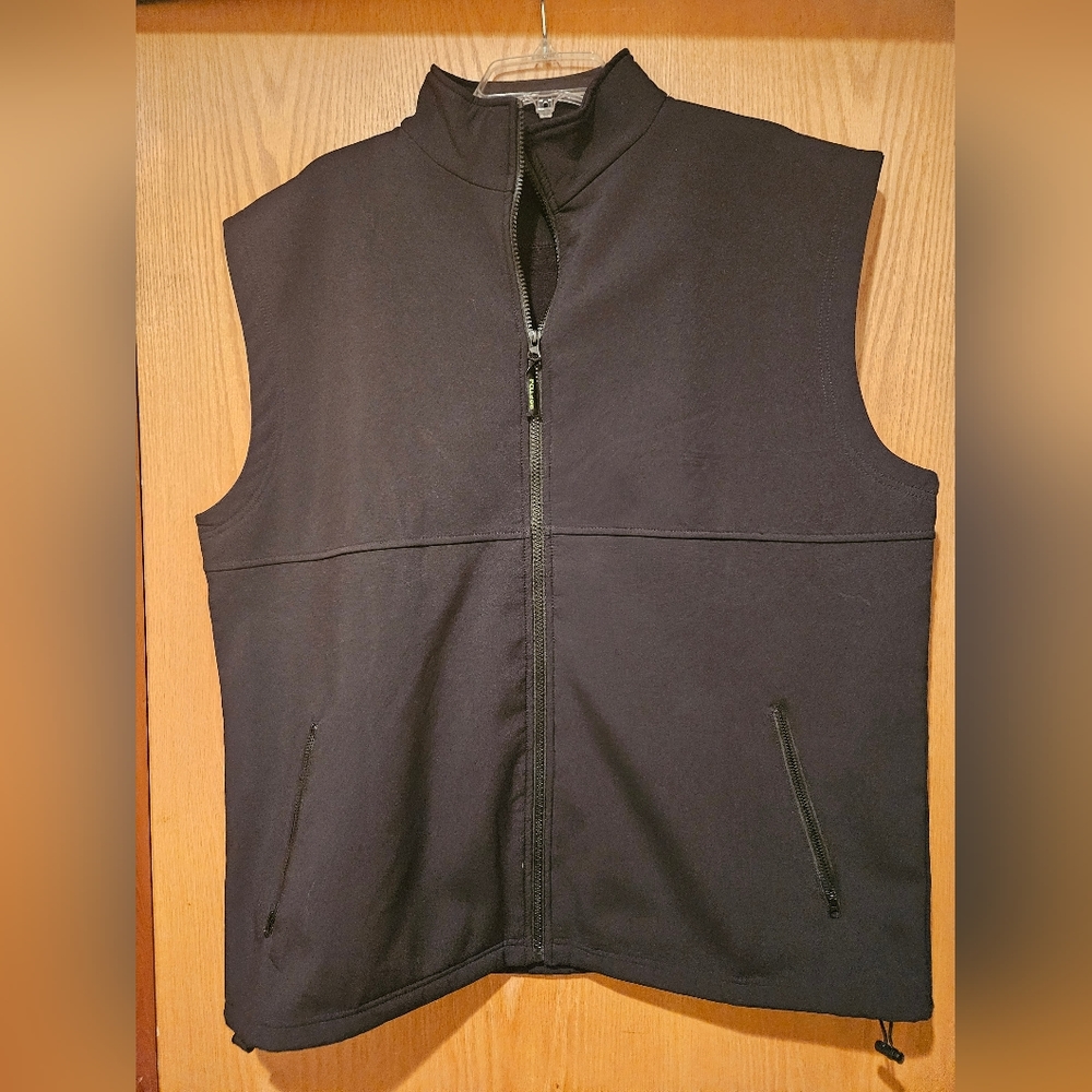 Men's vest NWT
